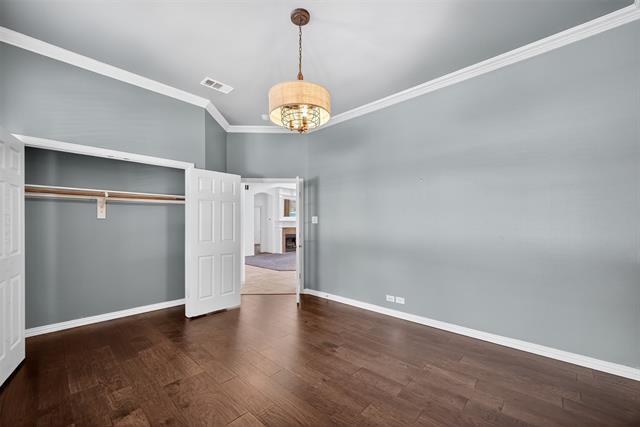 Building Photo - 404 Creekside Dr
