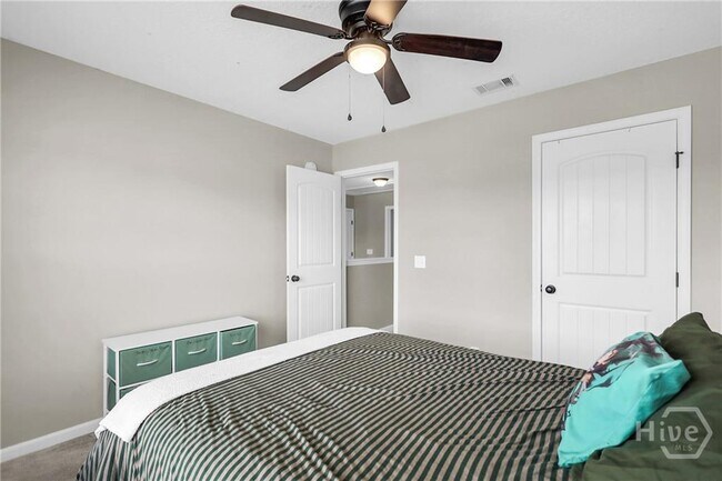 Building Photo - 1596 Longleaf Ct