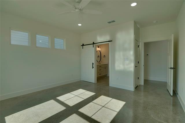 Building Photo - 106 Cardinal Wds