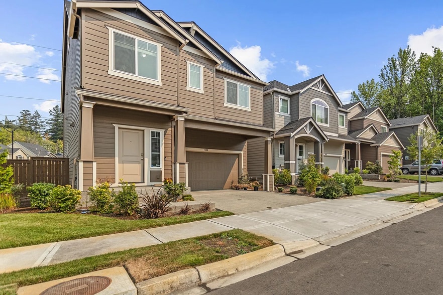 Building Photo - 7484 NW 163rd Ter