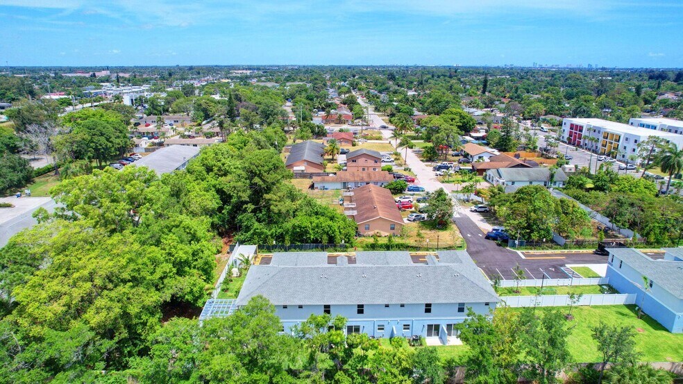 Building Photo - 3871 Patio Ct