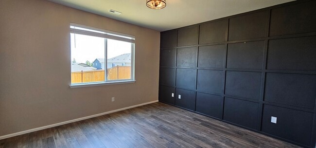 Building Photo - Bremerton Rambler