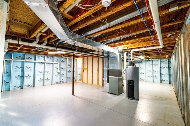 Building Photo - 649 Kayloc Cir