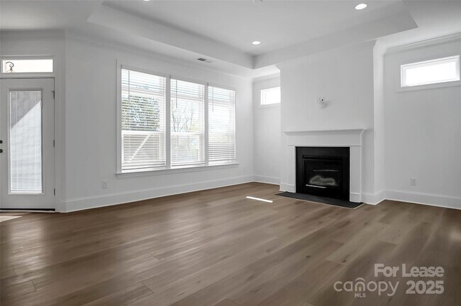 Building Photo - 3054 Constitution Ln