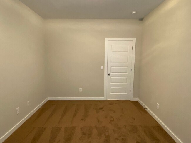 Building Photo - Home for Rent in Brookwood ... Available to View Now!!!