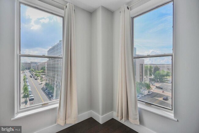 Building Photo - 601 Pennsylvania Ave NW