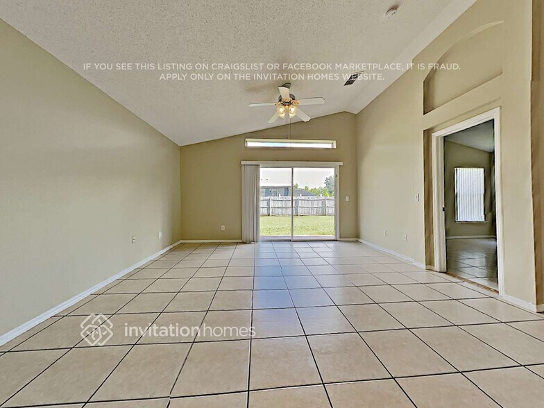 Building Photo - 13205 Glenbarrow Ct