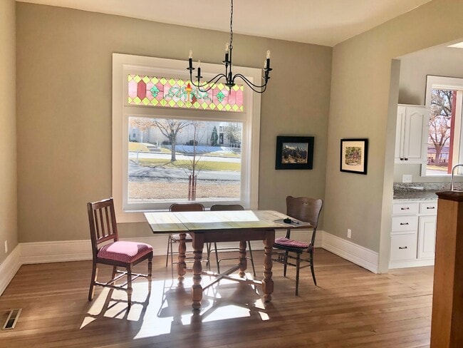 Building Photo - 90 S Main St