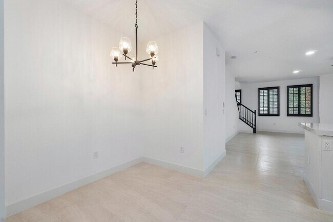 Building Photo - 4886 NW 16th Ave