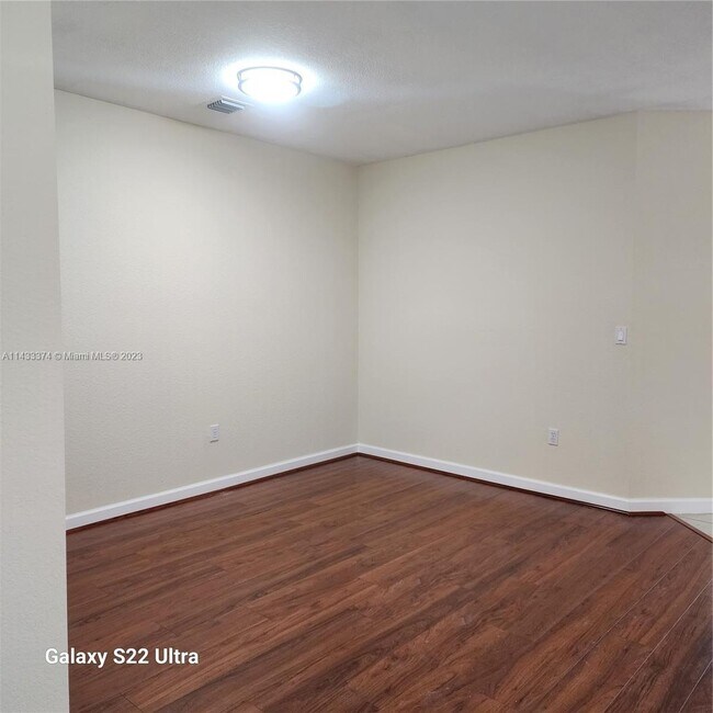 Building Photo - 22120 SW 93rd Pl