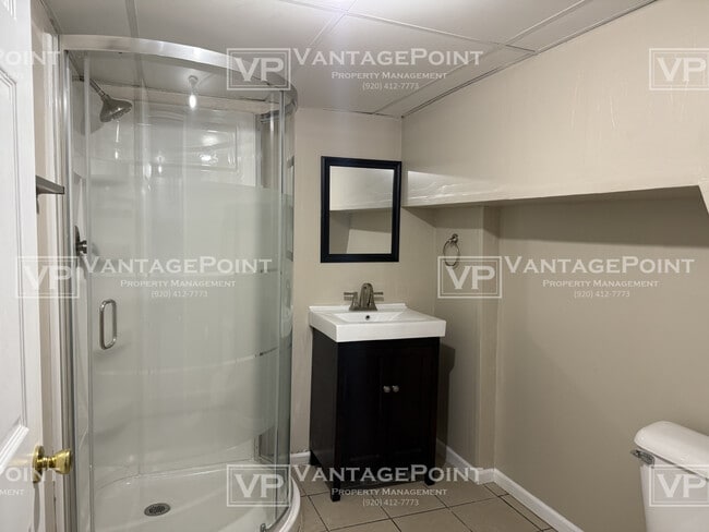 Building Photo - 1332 Fatima St