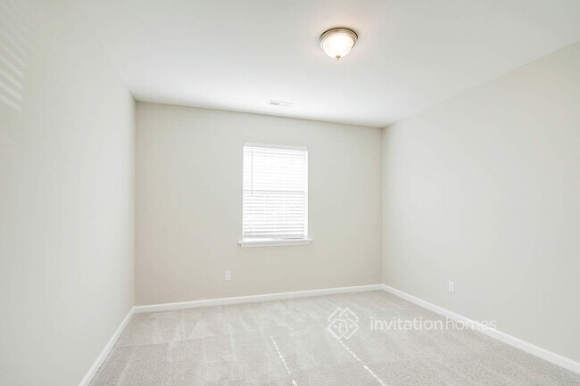 Building Photo - 200 Denver Ave