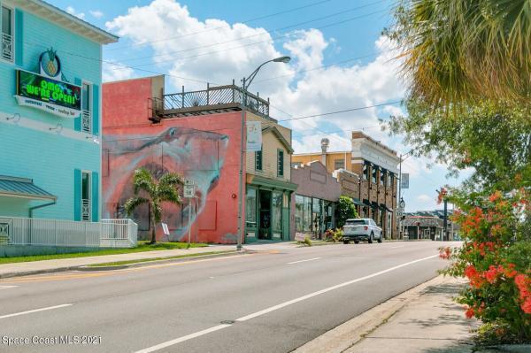 Building Photo - 2127 Smathers Cir N