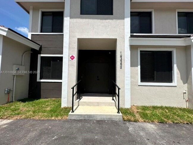 Building Photo - 19442 SW 125th Ave