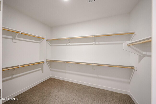 Building Photo - 2511 W Queen Creek Rd