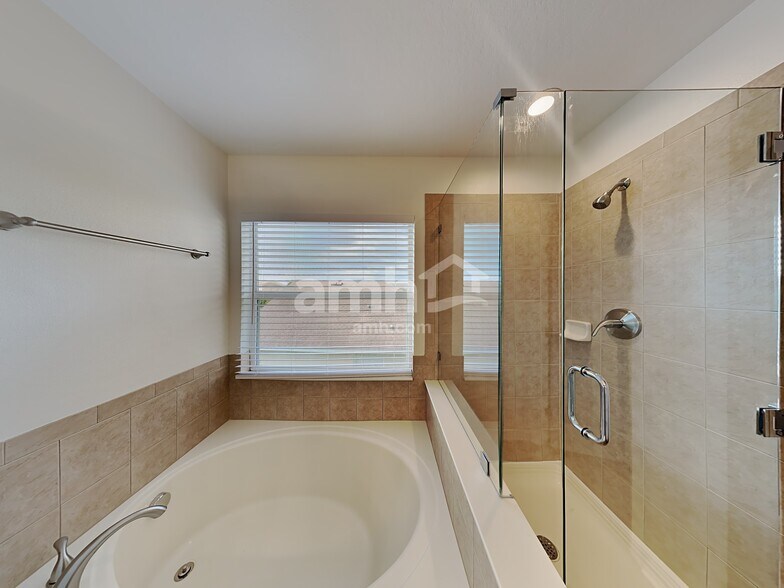 Building Photo - 5803 Sweet William Terrace