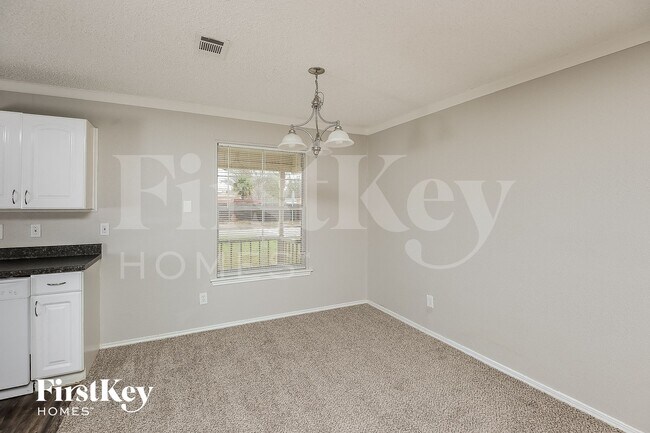 Building Photo - 3001 Rufe Snow Dr