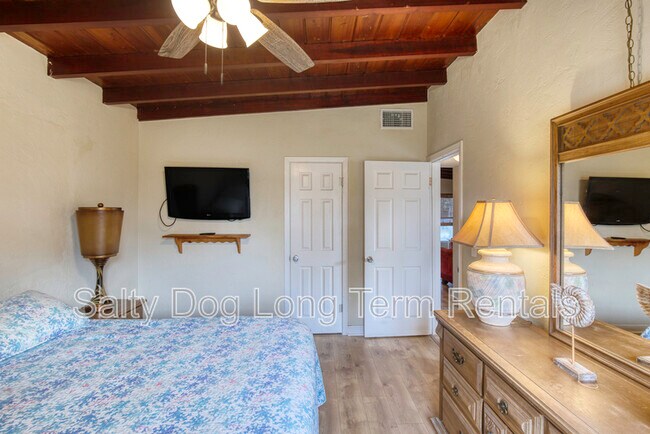 Building Photo - 114 Lynnhurst Dr