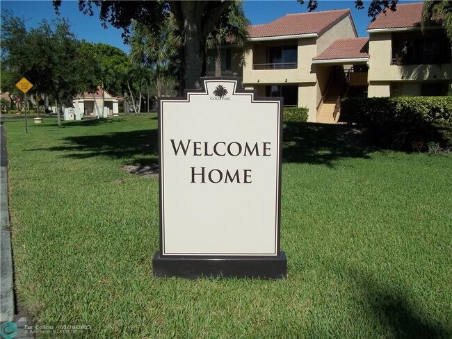 Building Photo - 641 Lyons Rd