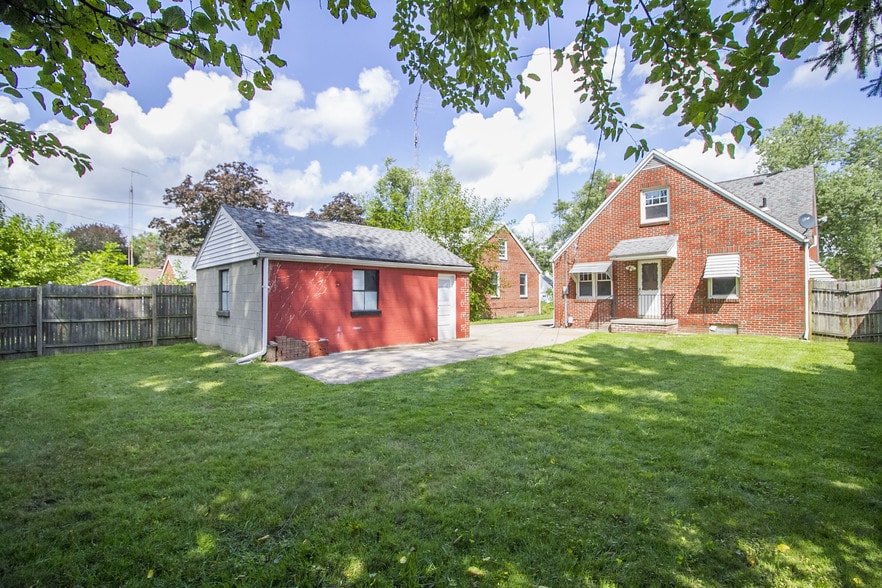 Building Photo - 2133 Dority Rd