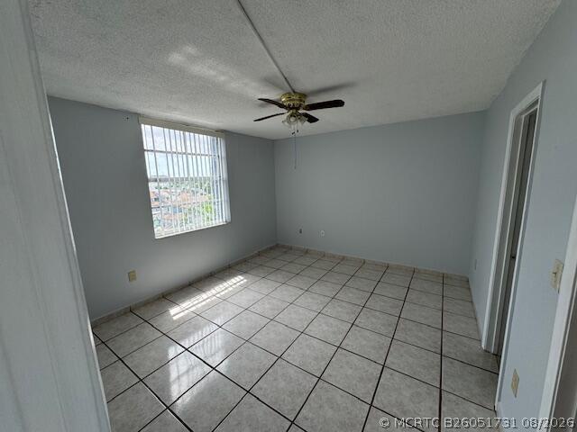 Building Photo - 10000 NW 80th Ct