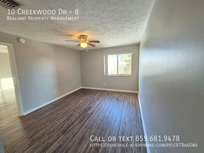 Building Photo - 10 Creekwood Dr