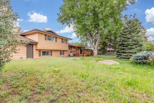 Building Photo - 6724 Knight Dr