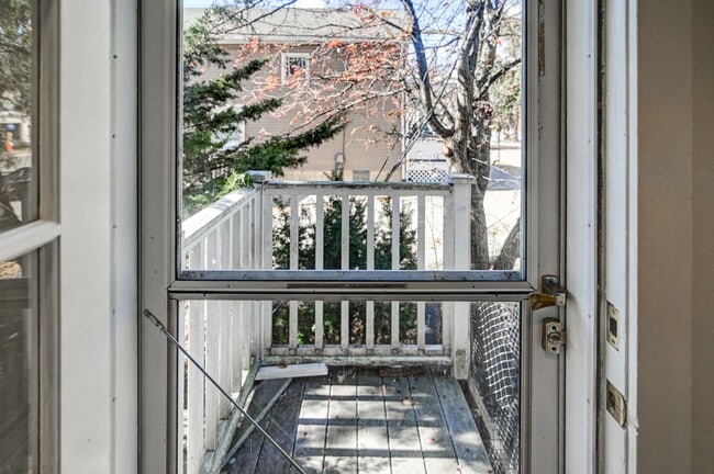 Building Photo - Jenifer Street