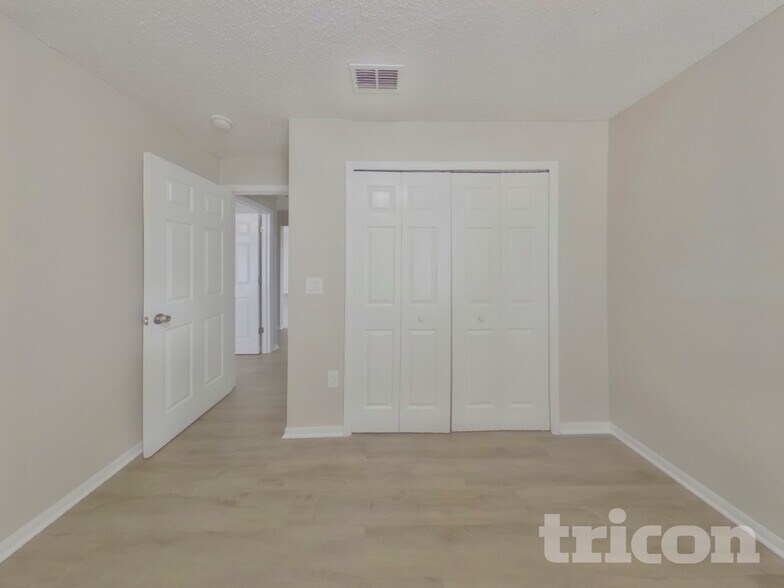 Building Photo - 1044 Darlington Ct