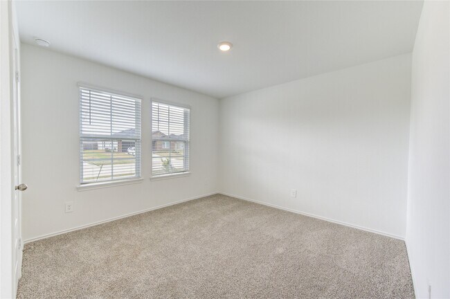 Building Photo - 2913 Misty Elm Ln