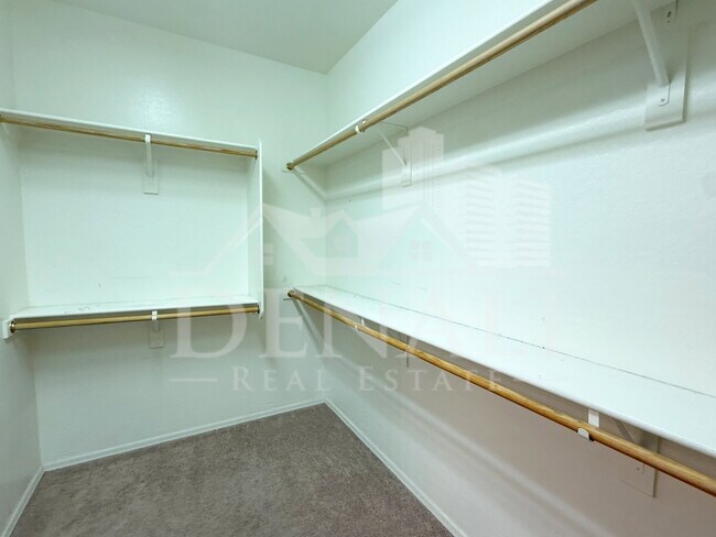 Building Photo - 2778 E Courtney St