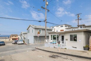 Building Photo - 115 31st St