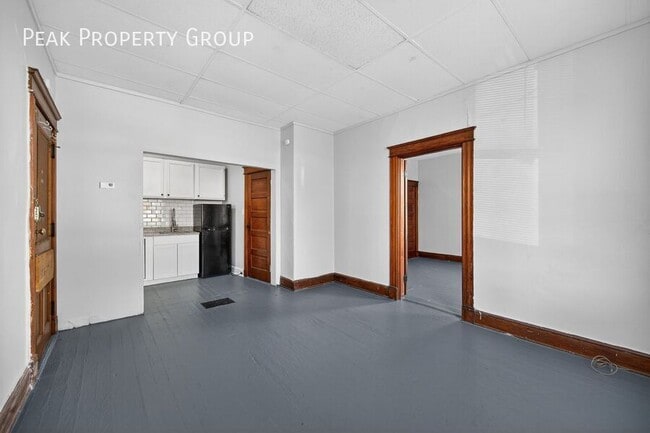 Building Photo - 2339 Rohs St