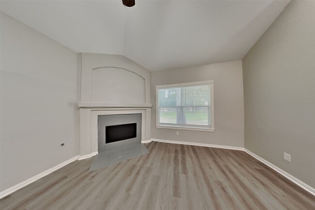 Building Photo - 12307 Grand Portage Ln