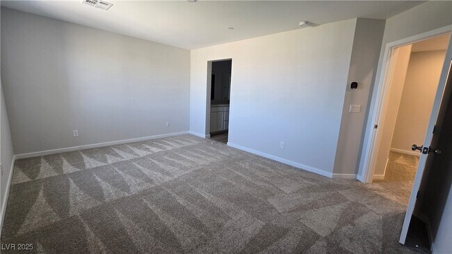 Building Photo - 988 Gearus Pl