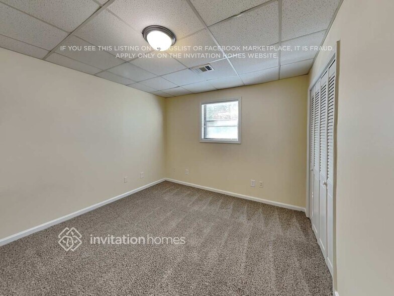 Building Photo - 1410 Pilgrim Way