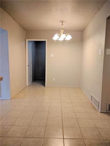 Building Photo - 5224 Cole Dr