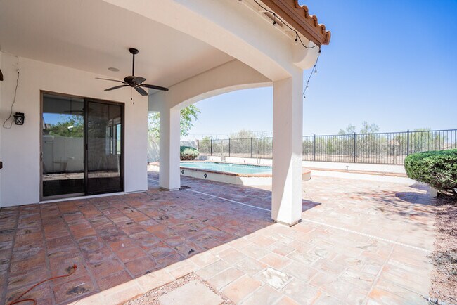 Building Photo - 17564 W Verdin Rd