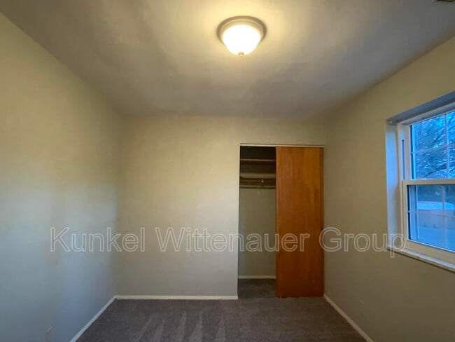 Building Photo - 514 N 38th St