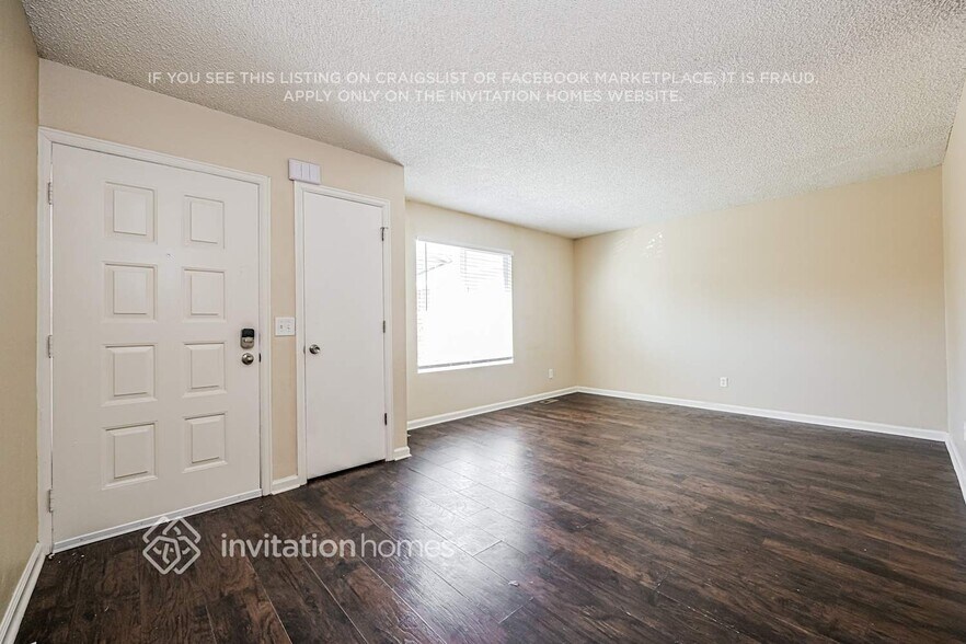 Building Photo - 16152 E Radcliff Pl