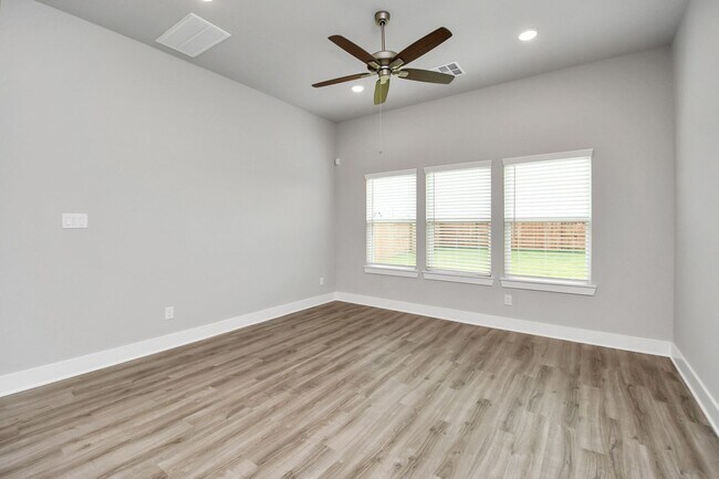 Building Photo - 21023 Treasure Gate Ln