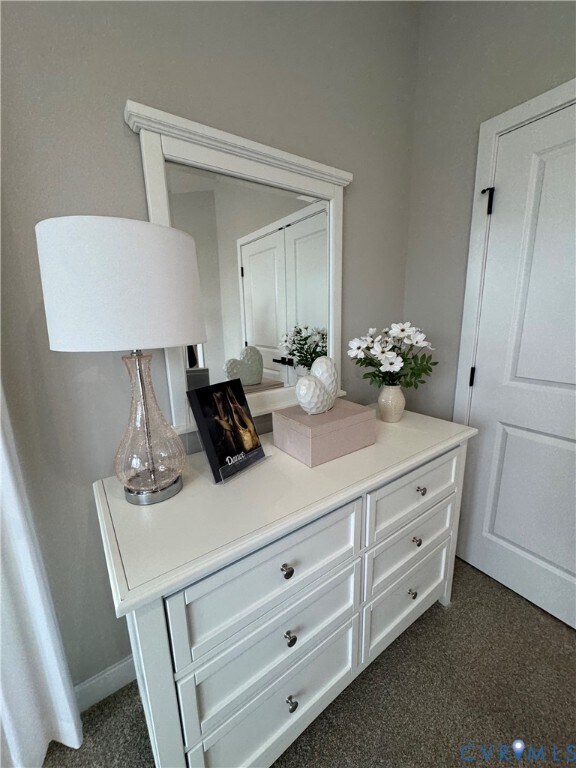 Building Photo - 8001 Lake Laurel Ln