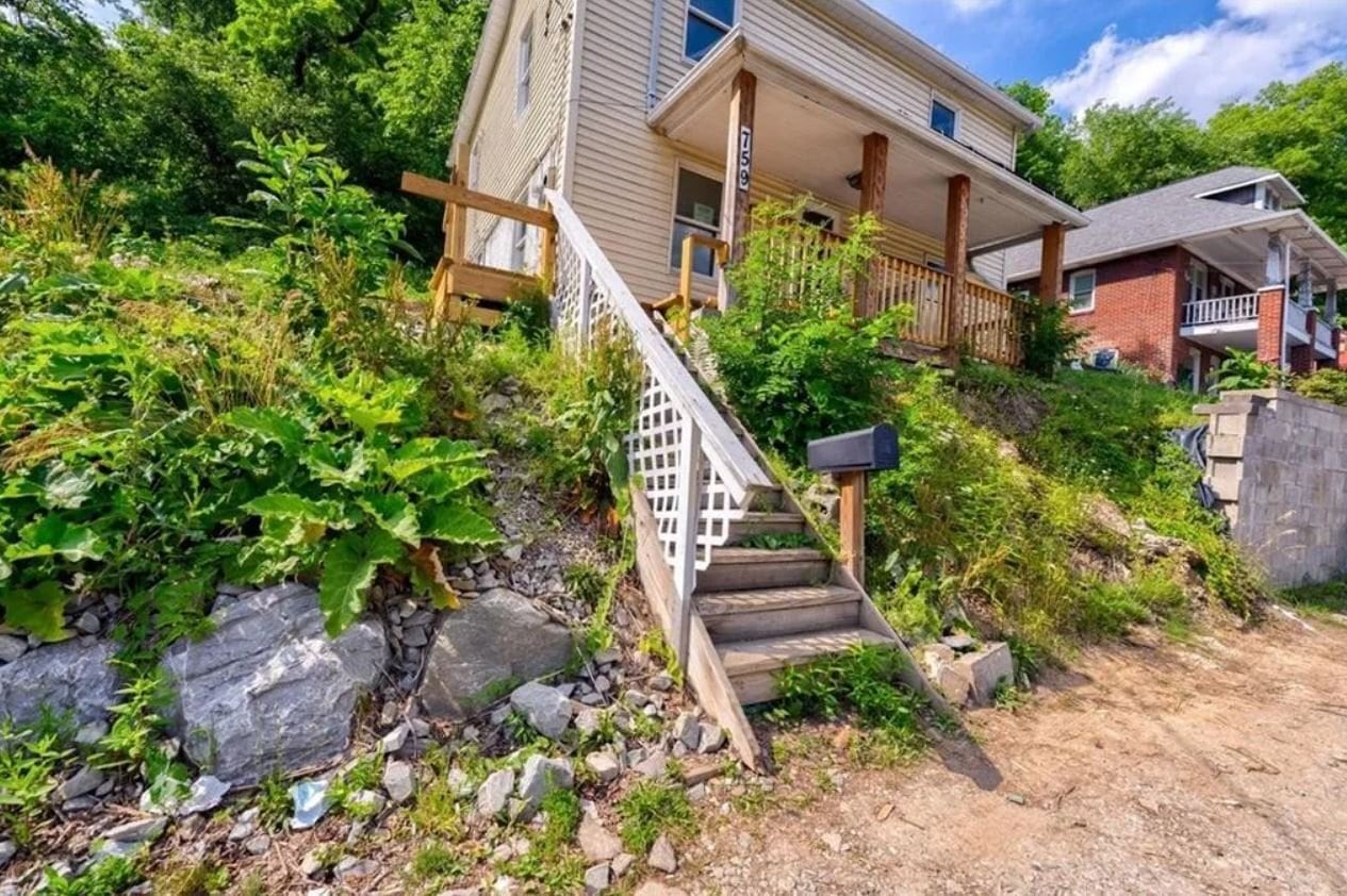 Building Photo - 759 Bower Hill Rd