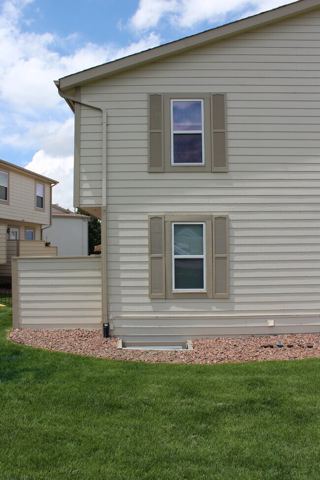 Building Photo - 6469 McNichols Ct