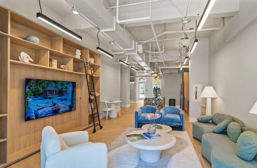 Building Photo - 1710 N J Ter