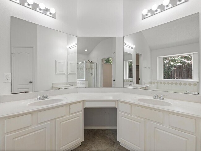 Building Photo - 5705 Frio Dr