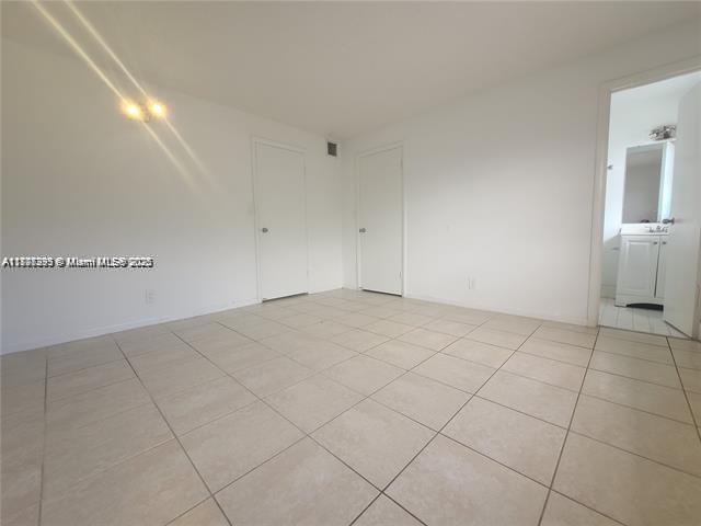 Building Photo - 95 NE 41st St