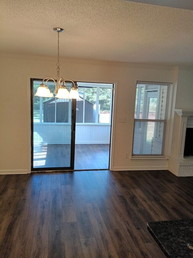 Building Photo - 4430 Goshen Lake Dr S