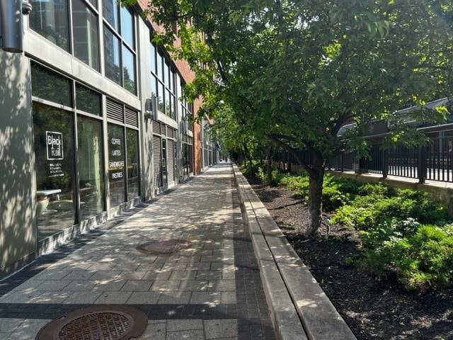 Building Photo - 800 Jackson St