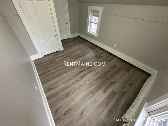 Building Photo - 439 Fourth St. Apt.